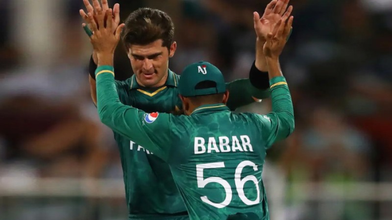 বিশ্বকাপে আফ্রিদিকে খেলিয়ে যাওয়া হবে বড় ভুল