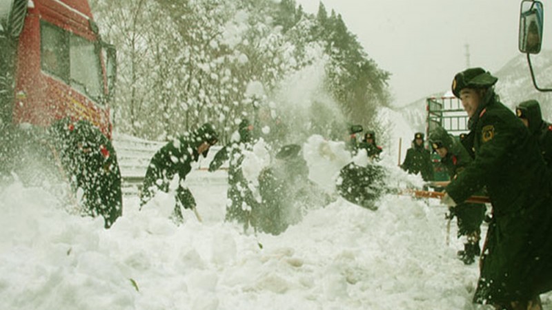 ভয়াবহ তুষারঝড়ে যুক্তরাষ্ট্রে নিহত ২১