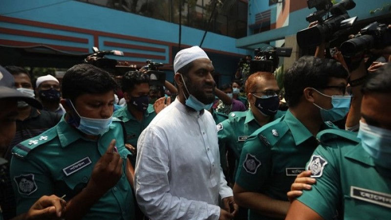মামুনুল হককে গ্রেপ্তার, দেশে সর্বোচ্চ সতর্ক অবস্থানে পুলিশ!