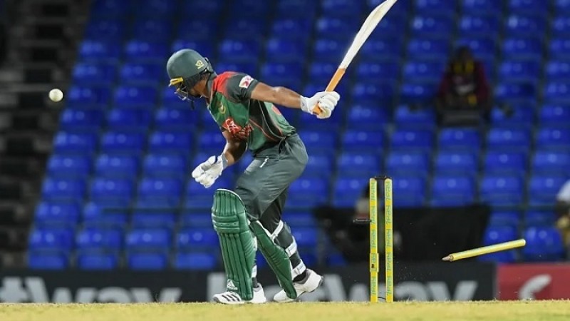 দ্রুত উইকেট হারিয়ে চাপে বাংলাদেশ