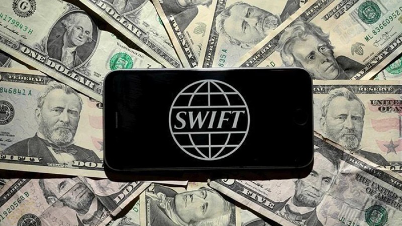 আজ থেকে রুশ ব্যাংকে লেনদেন বন্ধ, সমস্যায় বাংলাদেশও