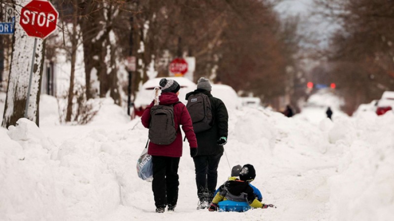 আমেরিকায় তুষারঝড়ে মৃতের সংখ্যা বেড়ে ৬৫
