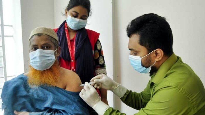 বাংলাদেশের কোভিশিল্ড টিকার সনদের স্বীকৃতি দিলো যুক্তরাজ্য