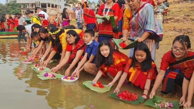 সুখ-শান্তি ও সমৃদ্ধির প্রত্যাশায় পাহাড়ে বর্ষবরণ উৎসব শুরু