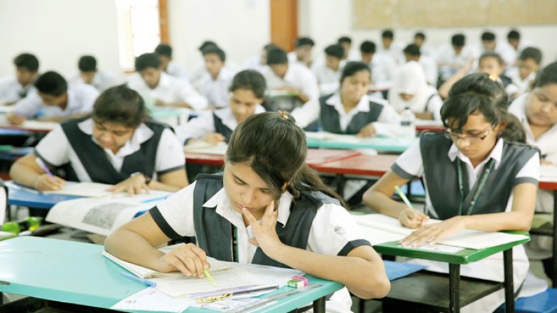 প্রাথমিক-মাধ্যমিক স্কুলের ছুটি আরও বাড়ছে