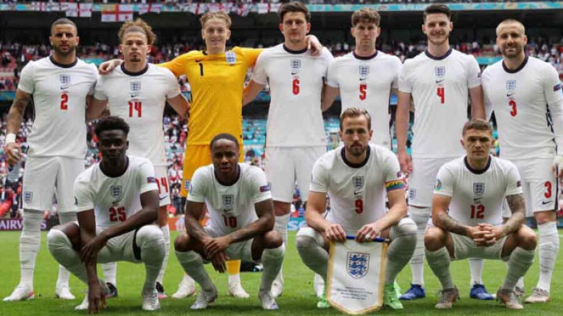 বিশ্বকাপে কাতারের আচরণবিধি শেখানো হবে ইংল্যান্ড ফুটবলারদের!