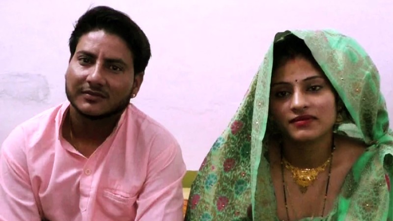 প্রেমের পূর্ণতা দিতে লিঙ্গ পরিবর্তন