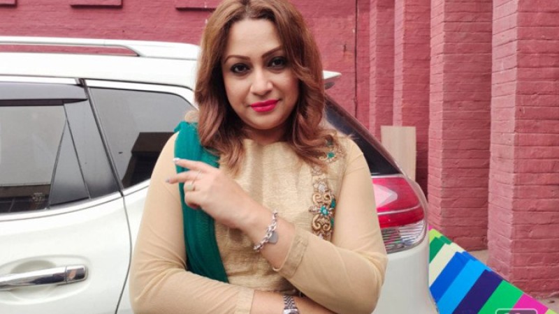 অভিনয়ে ফিরতে চান ৪০ সিনেমার নায়িকা সুমনা জনা