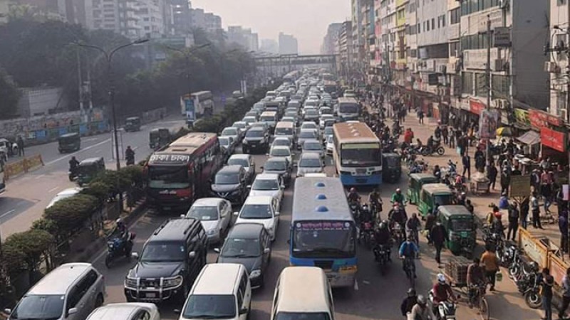 বিমানবন্দর সড়কে তীব্র যানজট