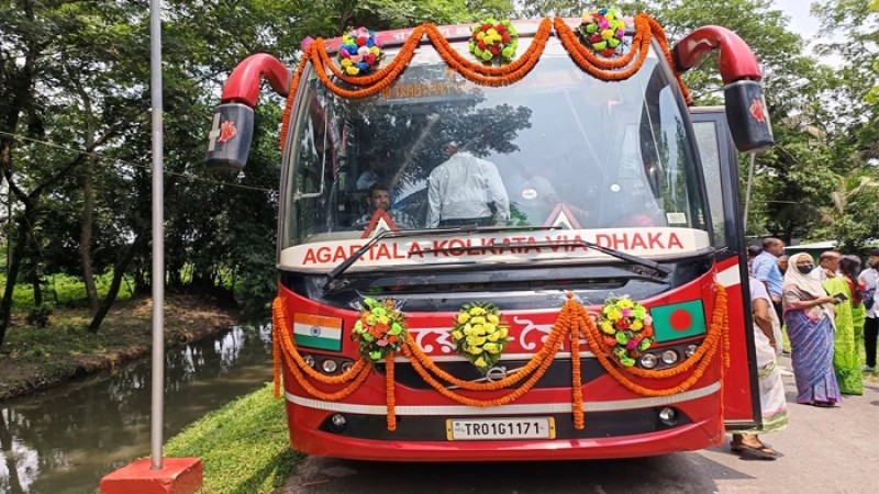 ফের চালু হলো আগরতলা-কলকাতা ভায়া ঢাকা বাস সার্ভিস