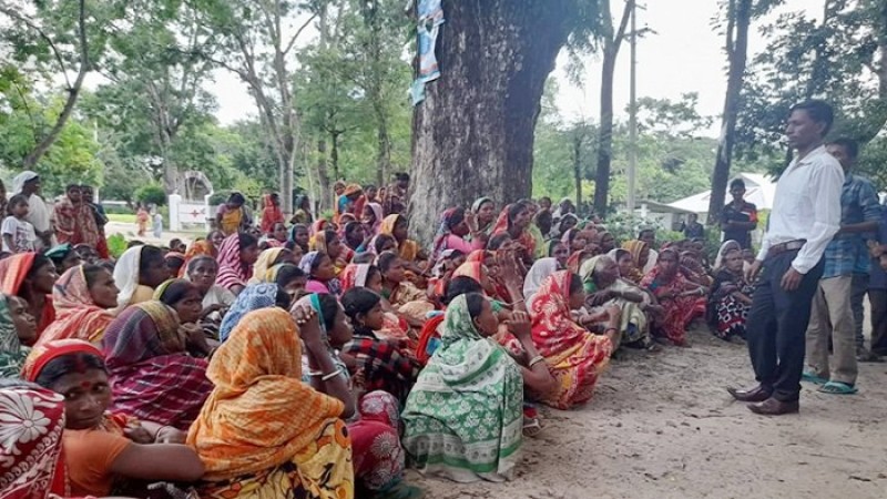 মজুরি বাড়ানোর দাবিতে ২৪১ চা-বাগানে কর্মবিরতি ও বিক্ষোভ