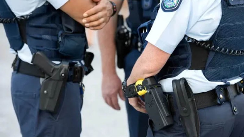 অস্ট্রেলিয়ায় বন্দুকধারীর গুলিতে পুলিশসহ নিহত ৩