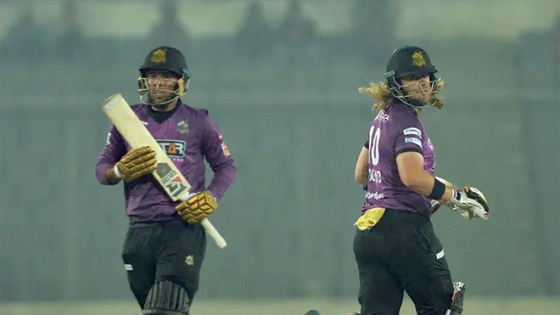 রংপুরের বিপক্ষে টসে জিতে ব্যাটিংয়ে চট্টগ্রাম