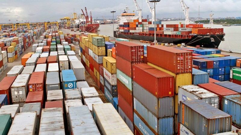 চট্টগ্রাম বন্দর দিয়ে আমদানি-রপ্তানি কমেছে