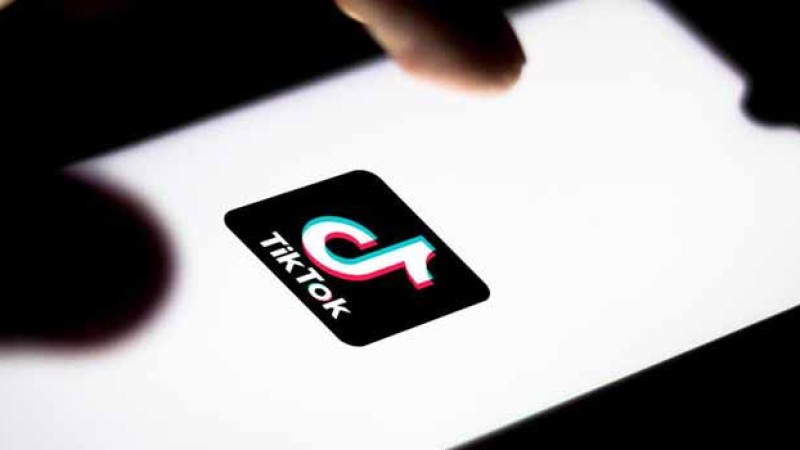 টিকটক ব্ল্যাক আউট চ্যালেঞ্জে প্রাণ গেল কিশোরীর