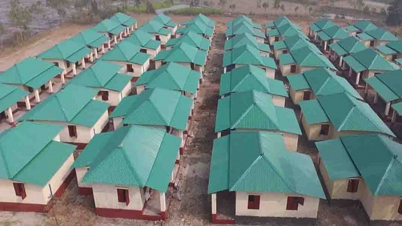 ৭০ হাজার পরিবার পেলো শেখ হাসিনার উপহার