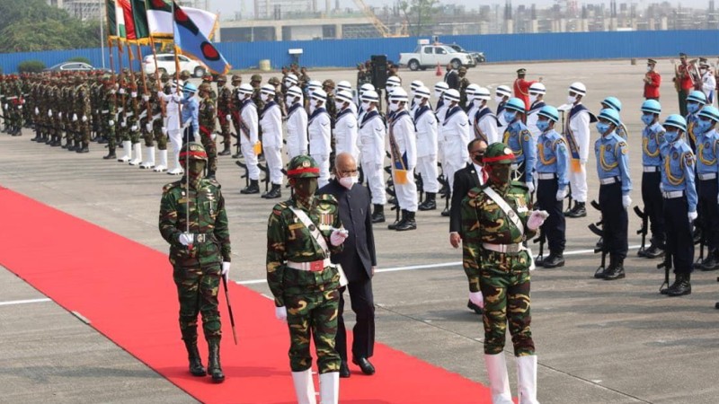 জাতীয় স্মৃতিসৌধে ভারতের রাষ্ট্রপতির শ্রদ্ধা