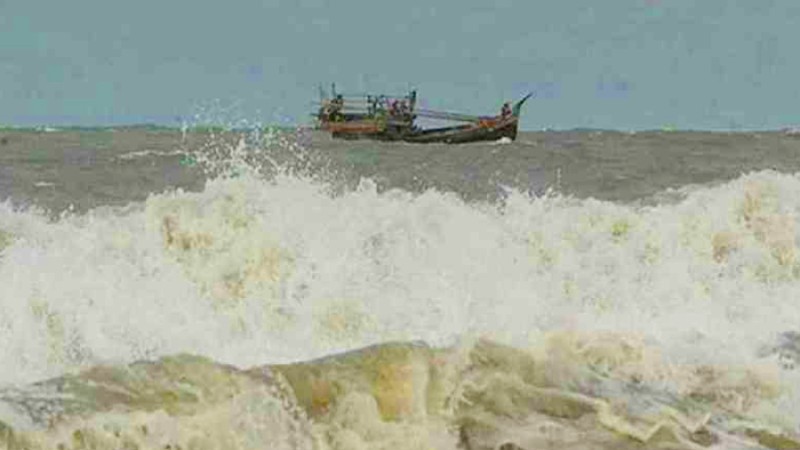 সাগরে ৩ নম্বর সতর্ক সংকেত