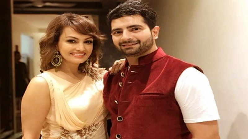 স্ত্রীকে পেটানোর অভিযোগের গ্রেফতার ‘করণ মেহরা’