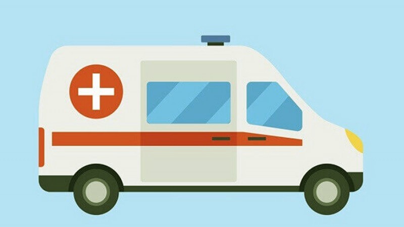 হাসপাতাল থেকে অ্যাম্বুলেন্স চুরি করে ঘুরে বেড়ায় চোর