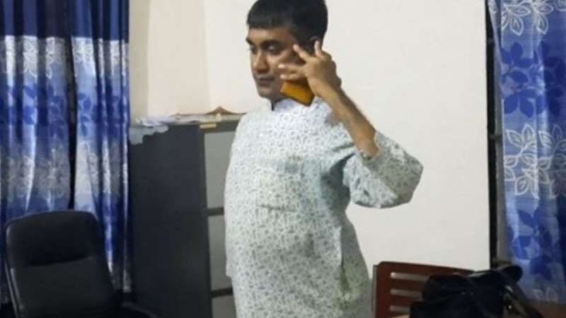 স্ত্রীকে সঙ্গে নিয়ে মাকে মারতেন ছেলে, খেতে দিতেন না ভাত