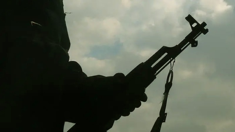 আমেরিকায় বন্দুকবাজের জোড়া হামলায় নিহত তিন