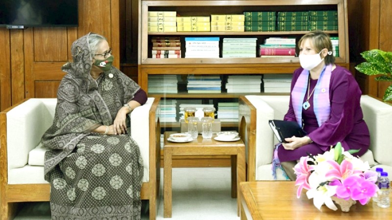 রোহিঙ্গারা বাংলাদেশে সামাজিক সমস্যা সৃষ্টি করছে : প্রধানমন্ত্রী