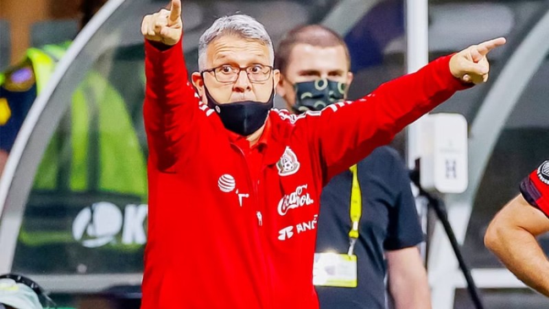 মেক্সিকো কোচের পদত্যাগ