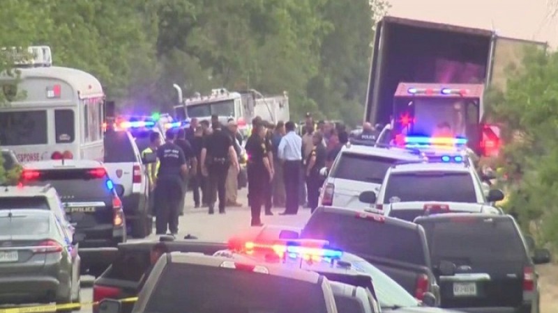 টেক্সাসে লরির ভেতর থেকে ৪৬ মরদেহ উদ্ধার