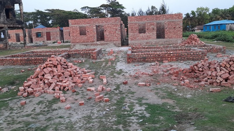 কোম্পানীগঞ্জে আশ্রয়ণ প্রকল্পের ঘর নির্মাণে অনিয়ম