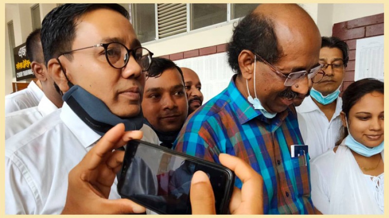 খালাস পেলেন সাংবাদিক প্রবীর শিকদার