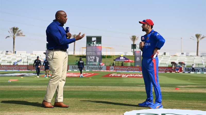 সেমিফাইনালের দৌড়ে ব্যাটিংয়ে আফগানিস্তান