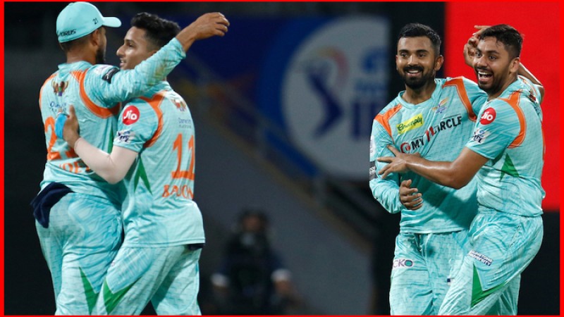 কলকাতাকে হারিয়ে টেবিলের শীর্ষে লক্ষ্ণৌ