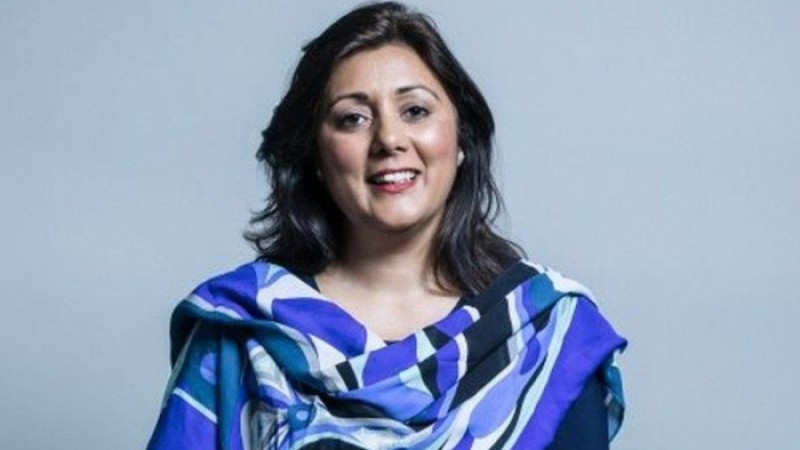 মুসলিম হওয়ায় মন্ত্রিত্ব গেল ব্রিটিশ নারী এমপির