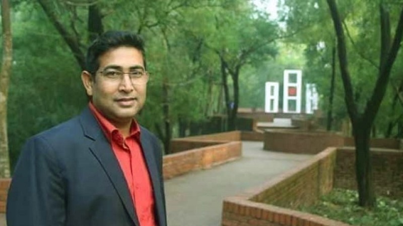 অবশেষে সরিয়ে দেওয়া হলো প্রক্টর আলমগীরকে