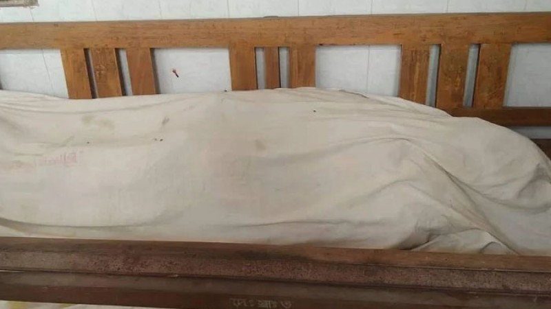 মোটরসাইকেল নিয়ন্ত্রণ হারিয়ে গাছের সঙ্গে ধাক্কা, নিহত ২