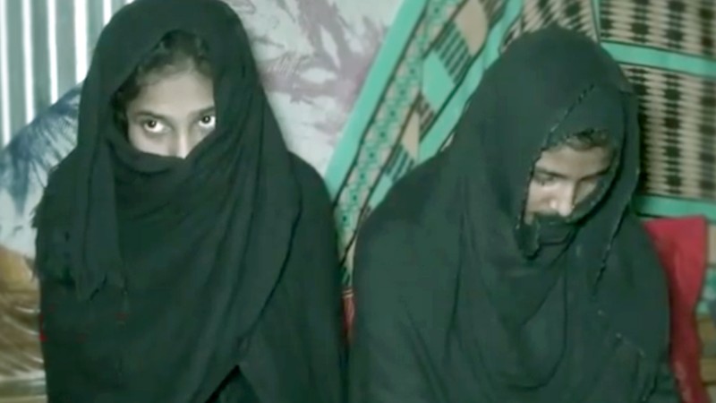 ফেসবুকে পরিচয়, একসঙ্গে থাকতে চান আঁখি ও বিলকিস