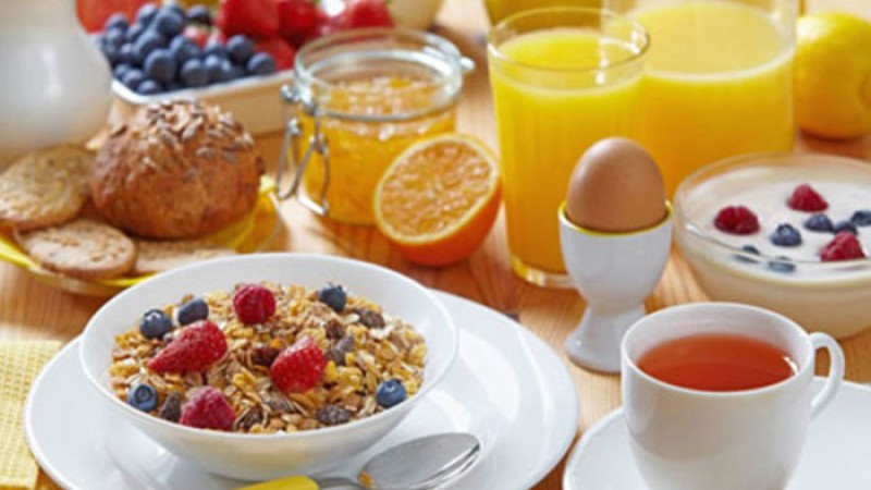 রোজায় শরীরে আর্দ্রতা বজায় রাখতে উপকারী যেসব খাবার