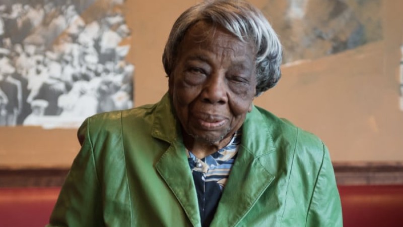 মারা গেলেন বিশ্ব ইতিহাসের সাক্ষী ভার্জিনিয়া