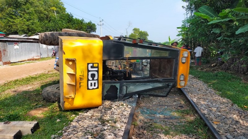 তিন ঘণ্টা পর ঢাকা-ময়মনসিংহ ট্রেন চলাচল স্বাভাবিক