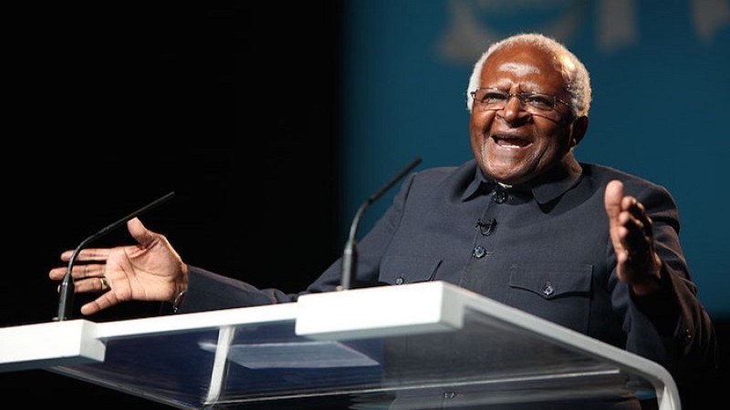 শান্তিতে নোবেলজয়ী ডেসমন্ড টুটু আর নেই