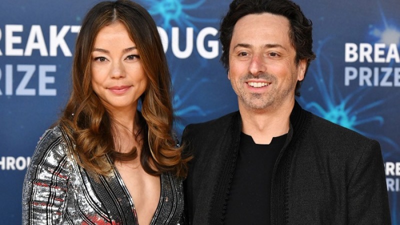 সংসার ভাঙছে বিশ্বের ষষ্ঠ ধনীর