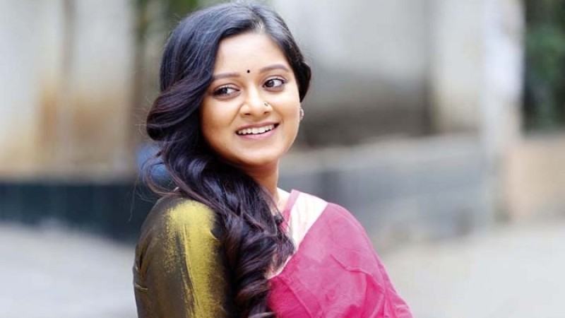 দিঘী এবার মিউজিক ভিডিওতে