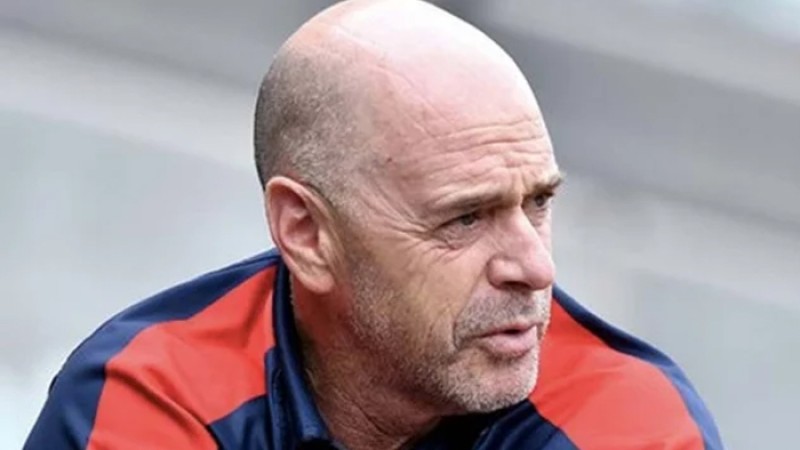 করোনা আক্রান্ত কোচ জেমি সিডন্স