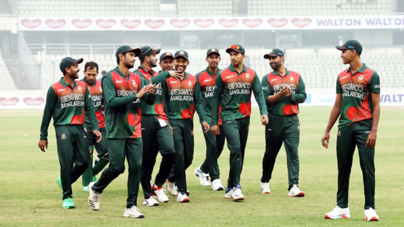 তৃতীয় ওয়ানডেতে টস জিতে ফিল্ডিংয়ের সিদ্ধান্ত বাংলাদেশের