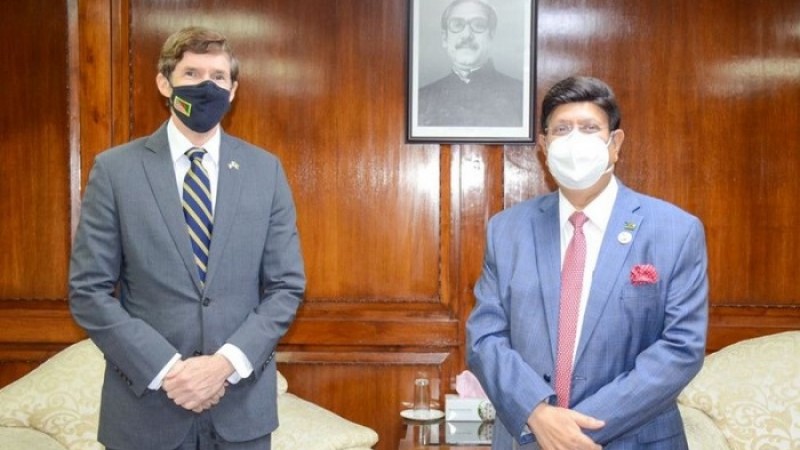 বাংলাদেশ ২০ মিলিয়ন টিকা চেয়েছে যুক্তরাষ্ট্রের কাছে : পররাষ্ট্রমন্ত্রী