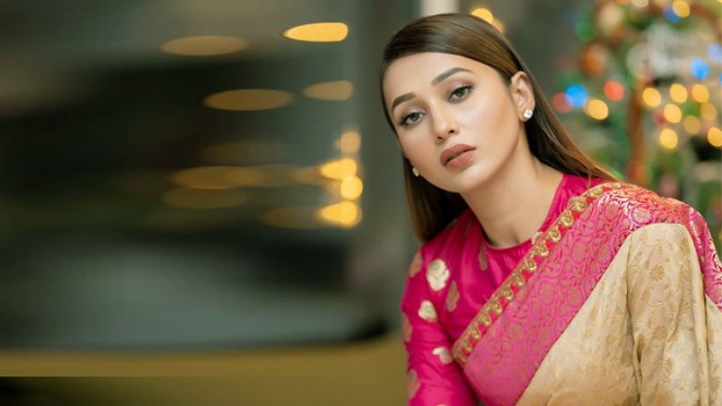 কারওর সংস্পর্শে না গিয়েও করোনা আক্রান্ত মিমি