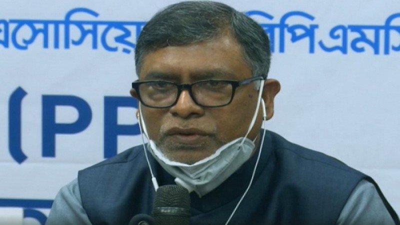 মানুষের টিকা নেওয়ার আগ্রহ কমে গেছে : স্বাস্থ্যমন্ত্রী