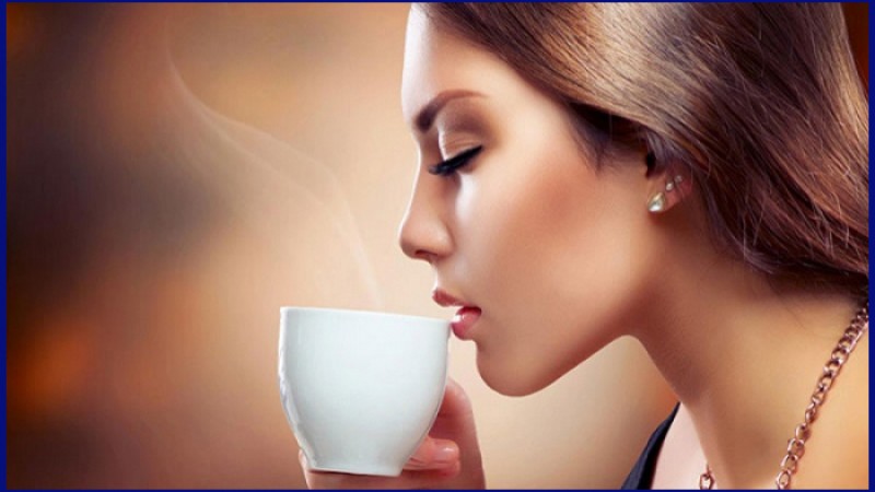 কাজের ফাঁকে ঘন ঘন কফিতে চুমুক দেন? শরীরের কী কী ক্ষতি হচ্ছে জানেন?