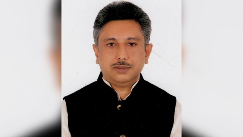 ‘সংসদ ভবন এলাকা থেকে স্বাধীনতাবিরোধীদের কবর সরানোর দাবি’